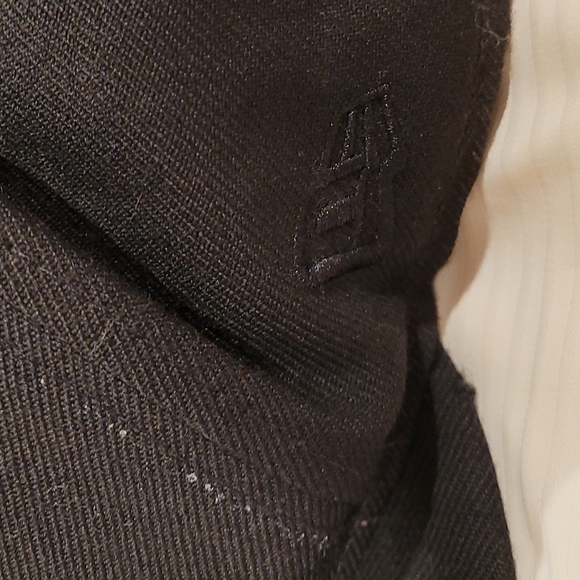 NY Yankee Fitted Hat - Picture 4 of 6